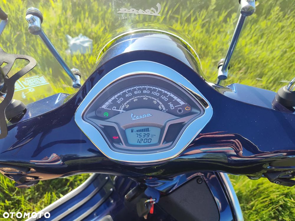 Piaggio Vespa - 7
