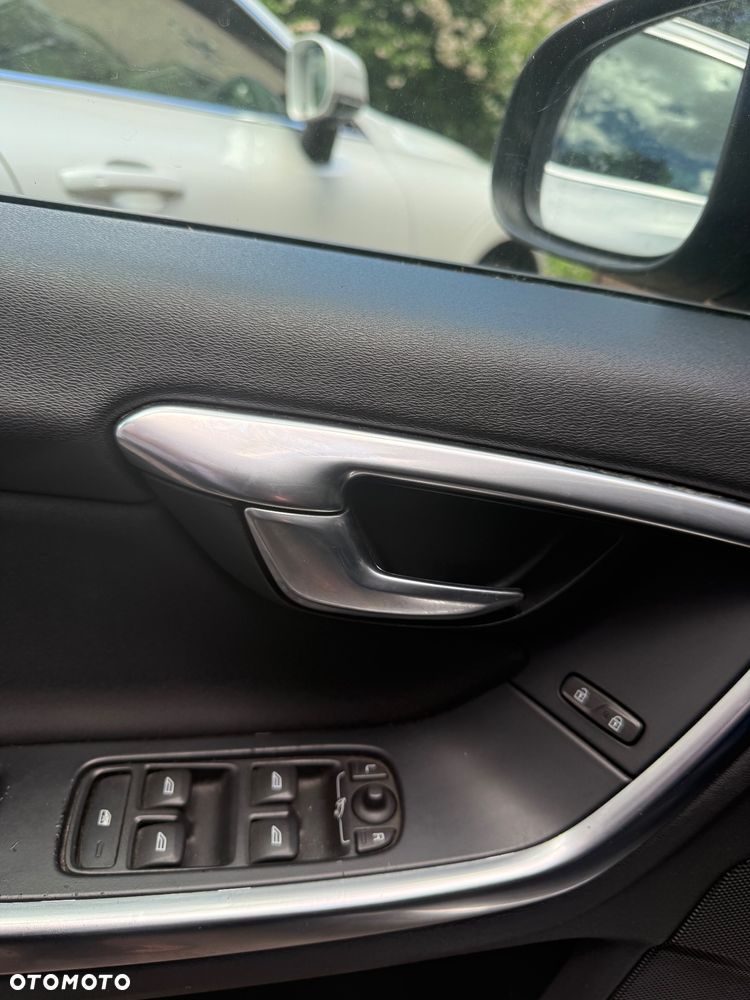 Volvo S60 D4 - 16