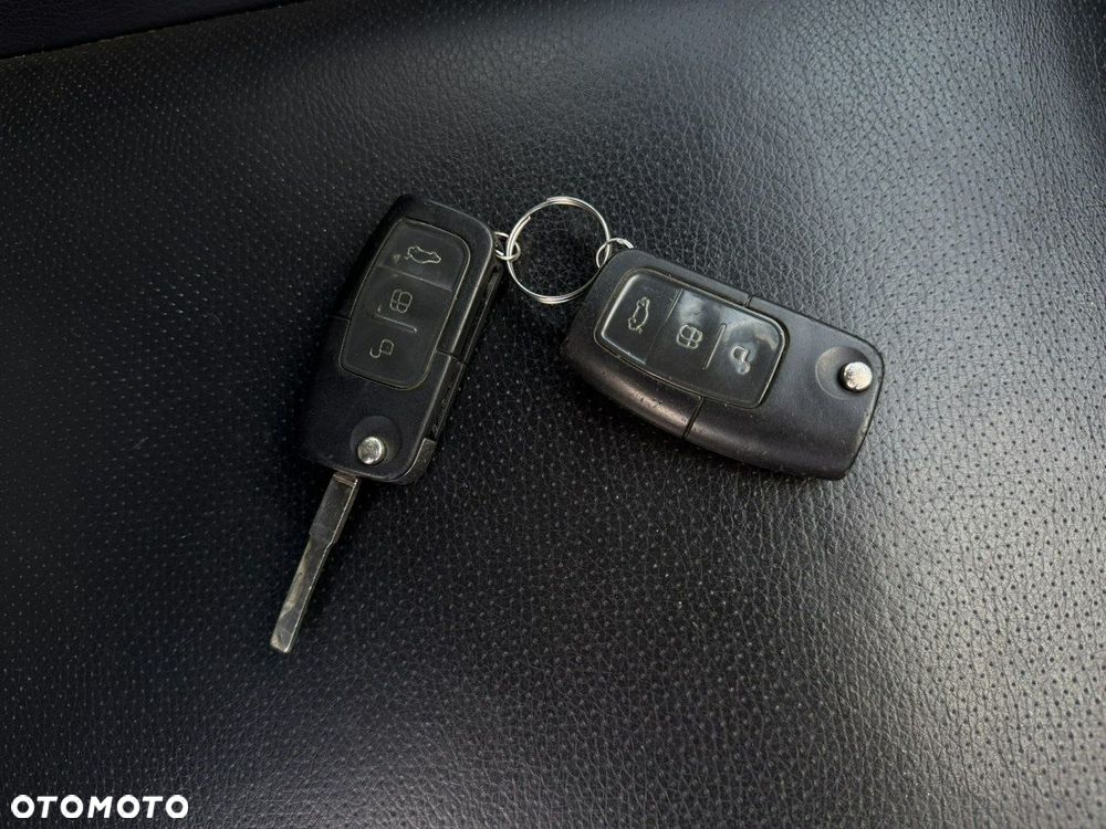 Ford Focus - 37