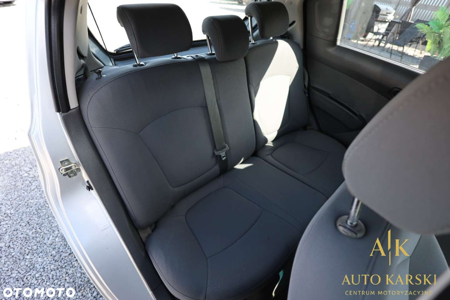 Chevrolet Spark - 36