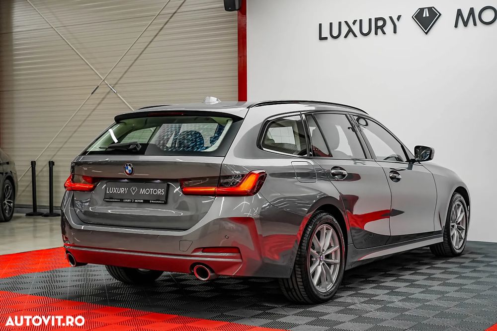 BMW Seria 3 320d Touring xDrive Aut. - 19