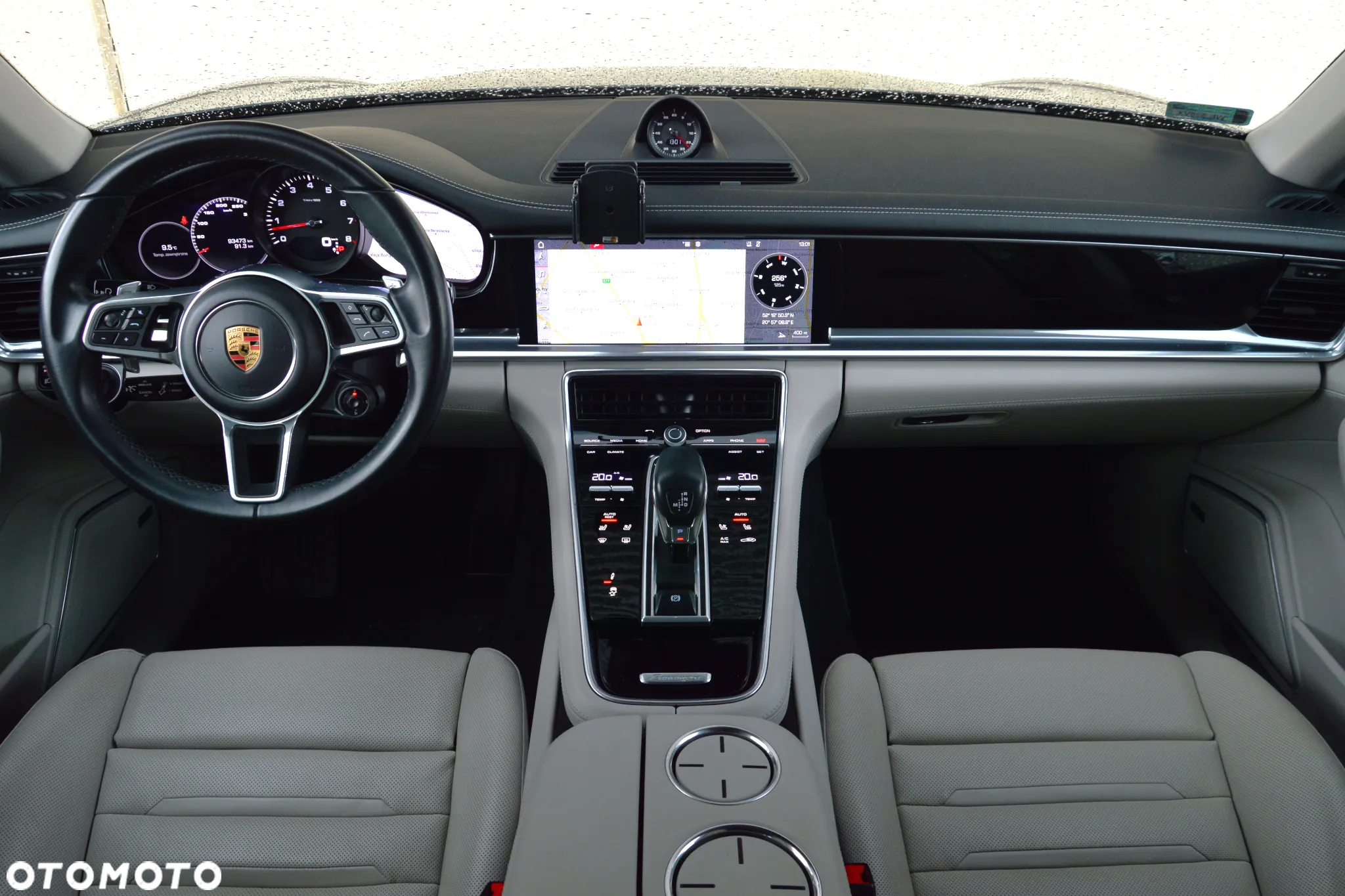 Porsche Panamera 4 Sport Turismo - 3