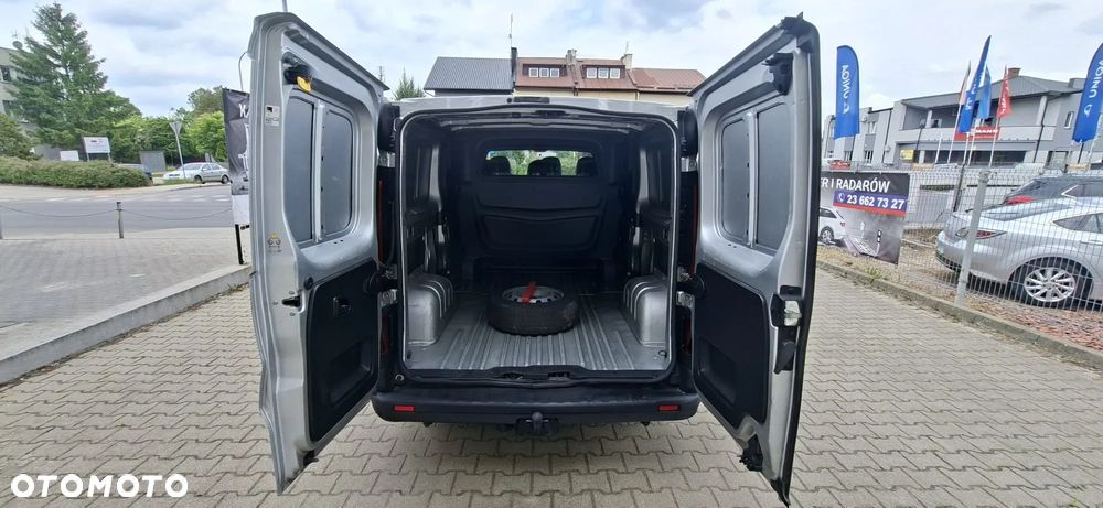 Opel Vivaro - 19