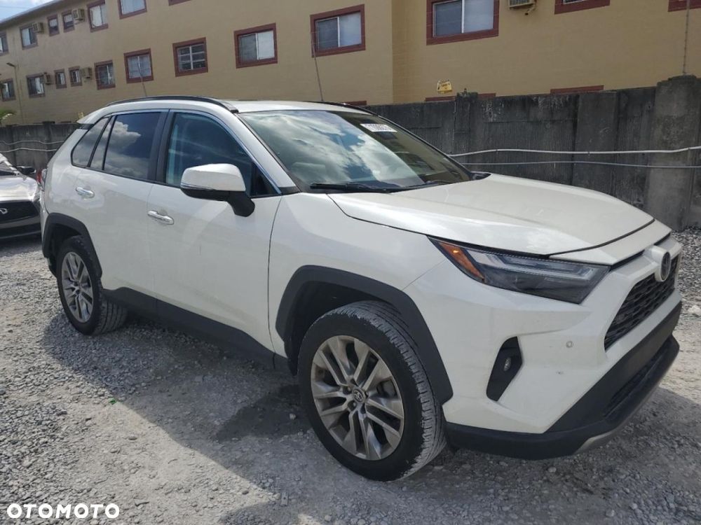 Toyota RAV4 - 2