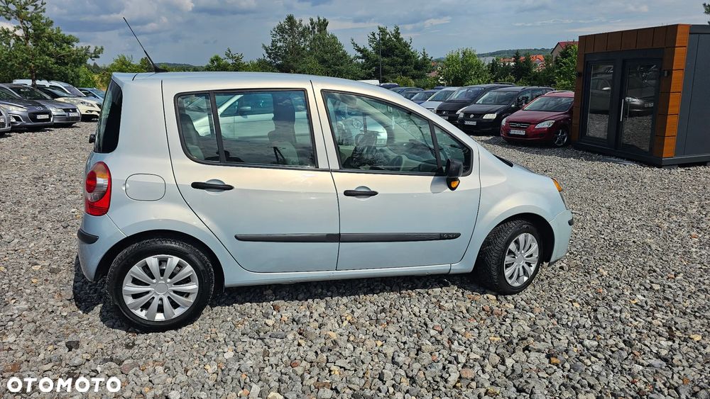 Renault Modus 1.6 Luxe Expression - 10