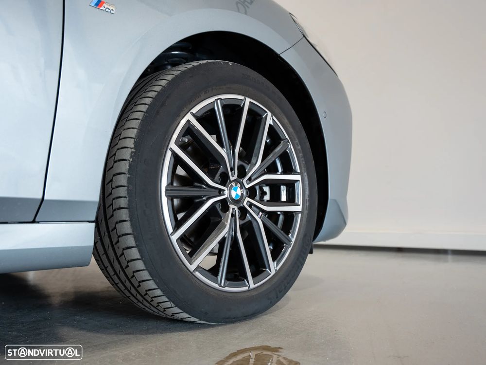 BMW 218 Active Tourer i Pack Desportivo M Auto - 5