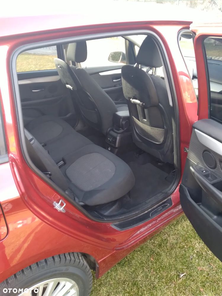 BMW Seria 2 216d Active Tourer - 12