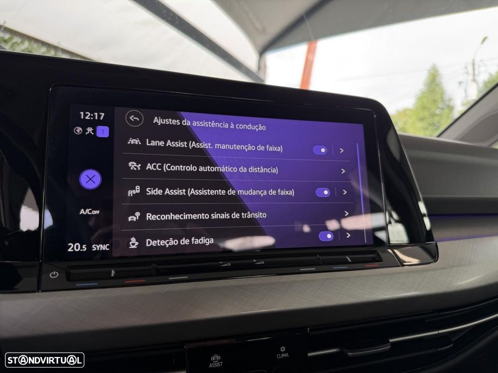 VW Golf Variant 1.0 TSI Confortline DSG - 29