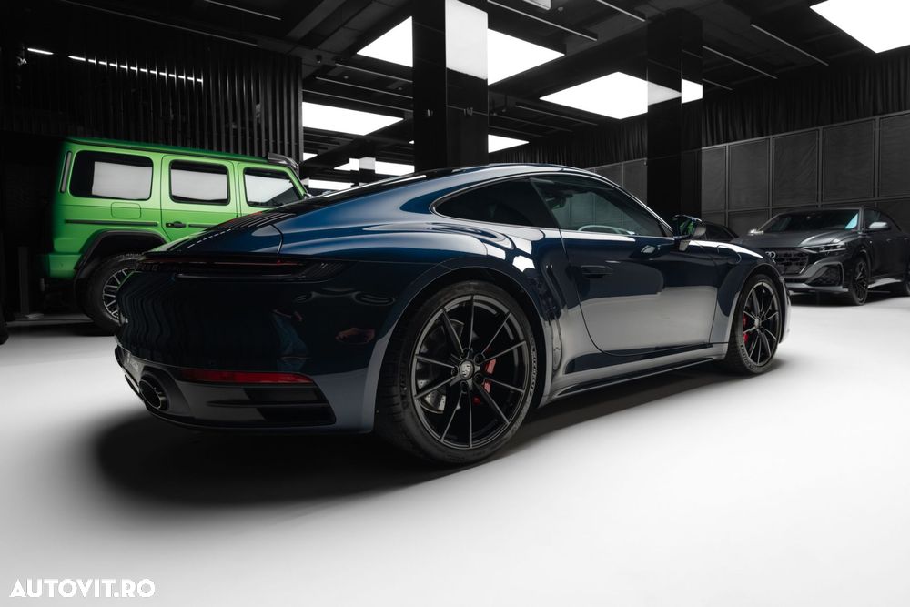 Porsche 911 - 10