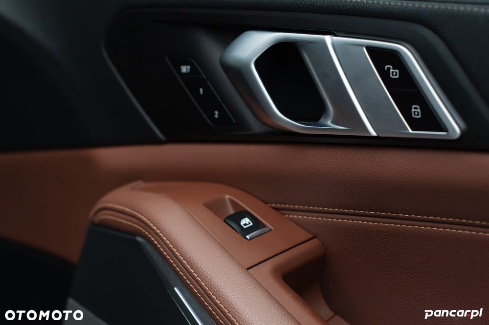 BMW X5 xDrive45e - 40