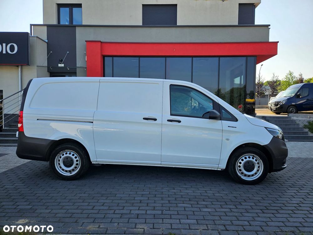 Mercedes-Benz eVito 111 L2 - 2