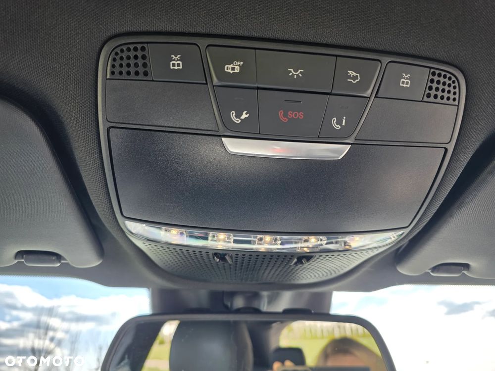 Mercedes-Benz GLC - 16