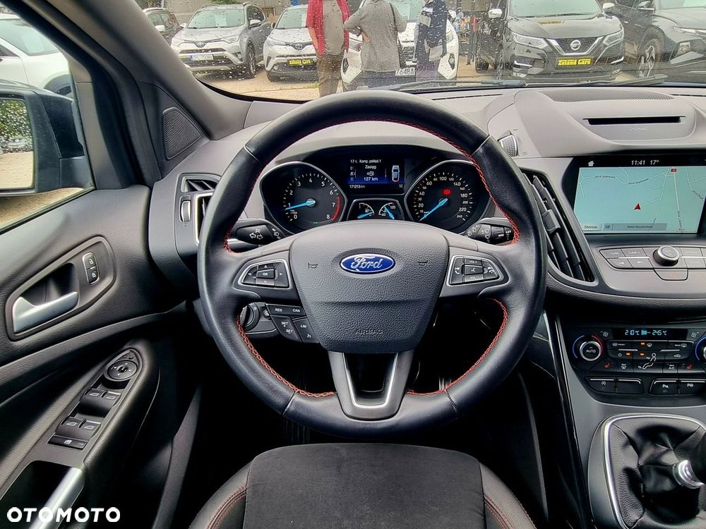 Ford Kuga 1.5 EcoBoost 2x4 ST-Line - 13