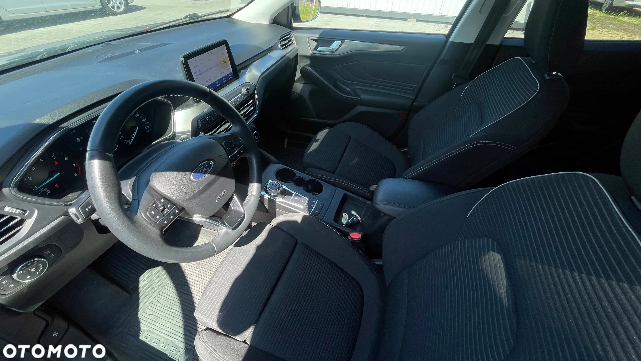 Ford Focus 1.5 EcoBoost Titanium Business - 16