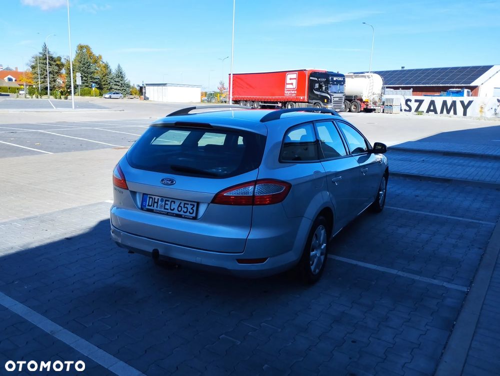 Ford Mondeo 2.0 FF Titanium - 13
