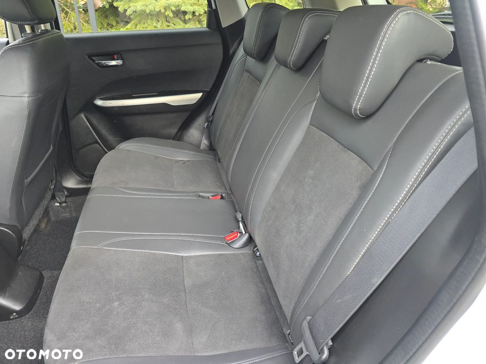 Suzuki Vitara 1.6 Comfort 4WD - 11