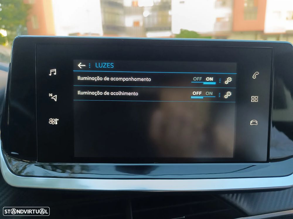Peugeot 208 PureTech 100 EAT8 Active Pack - 48