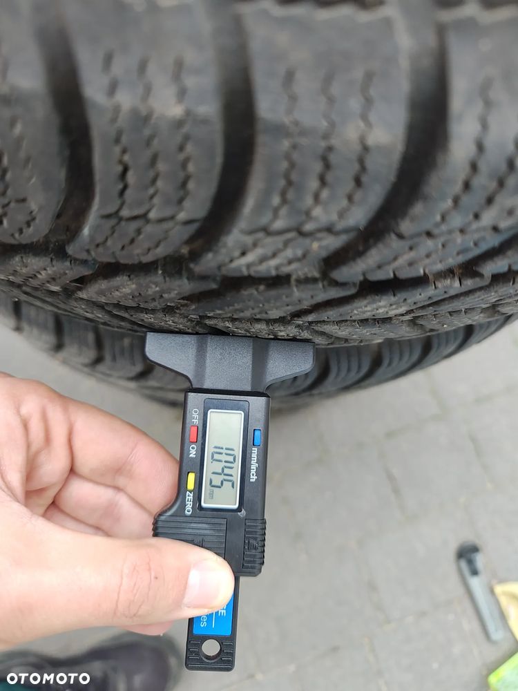 Audi A4 Limousine - 38