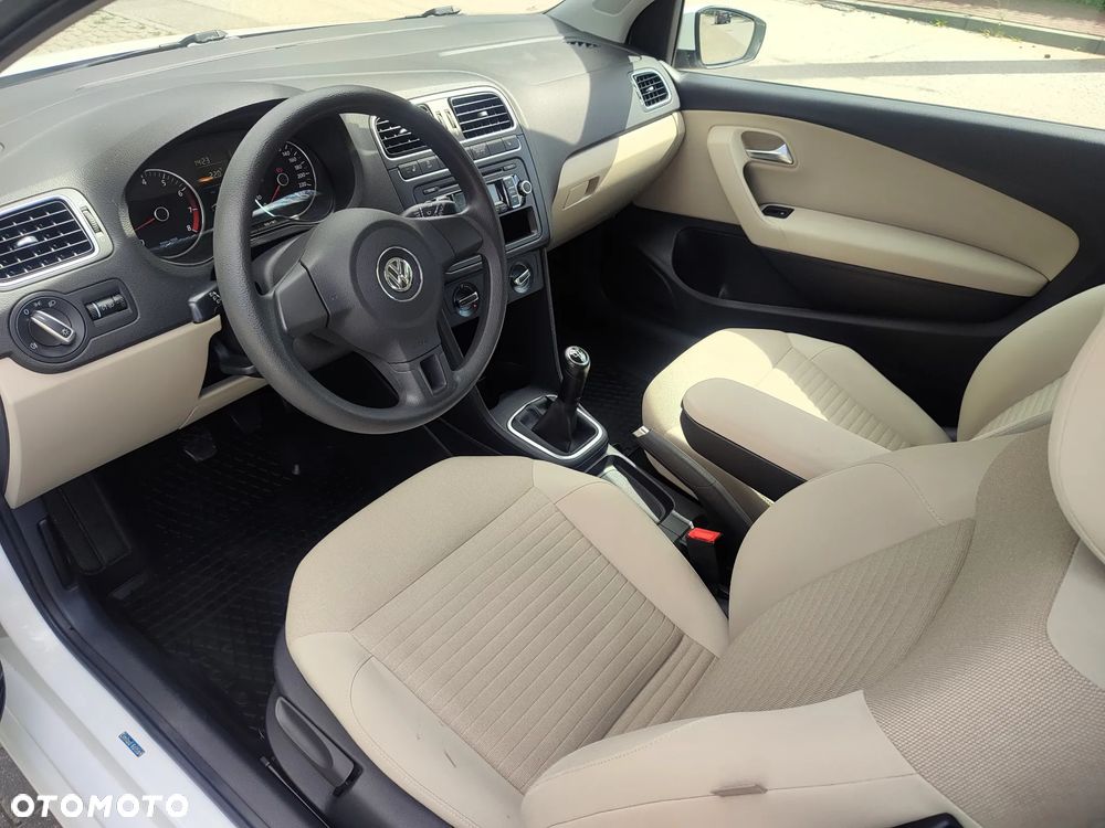Volkswagen Polo - 21