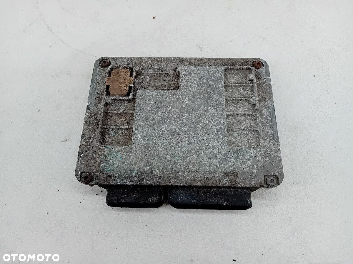 KOMPUTER, STEROWNIK SKODA OCTAVIA II 06A906033CL 5WP4021304 1.6 MPI - 3