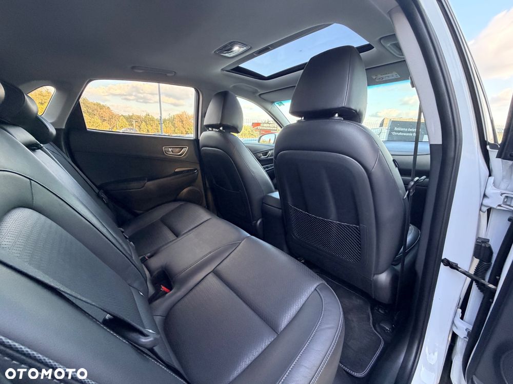Hyundai Kona Electric 65kWh Platinum - 32