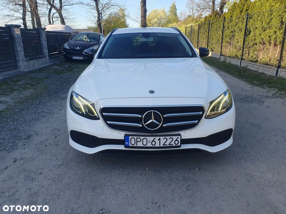 Mercedes-Benz Klasa E 220 d 9G-TRONIC Avantgarde - 2