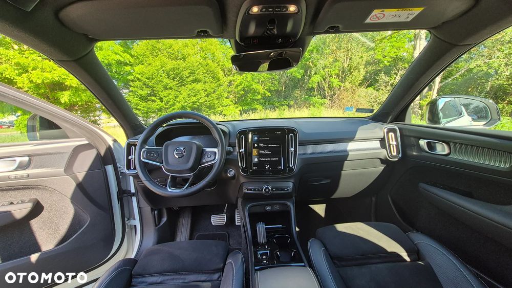 Volvo XC 40 T3 R-Design - 16
