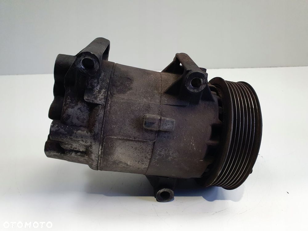 SPRĘŻARKA KLIMATYZACJI Renault Scenic II 2.0 16V _ pompa 8200678499 - 3