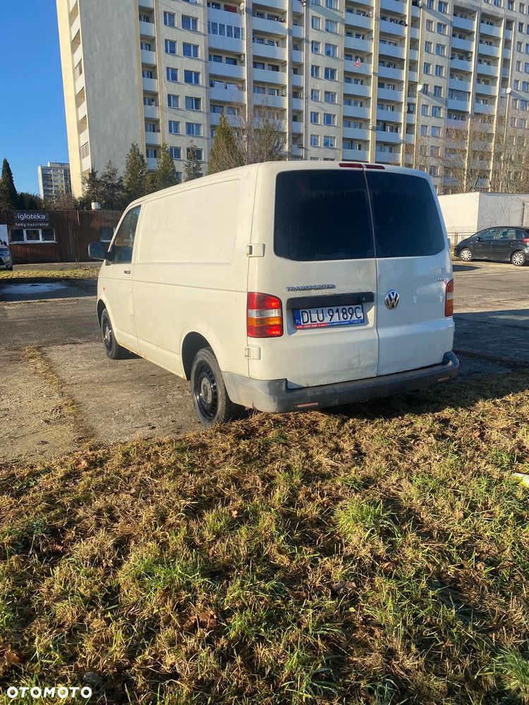 Volkswagen TRANSPORTER T5 - 4
