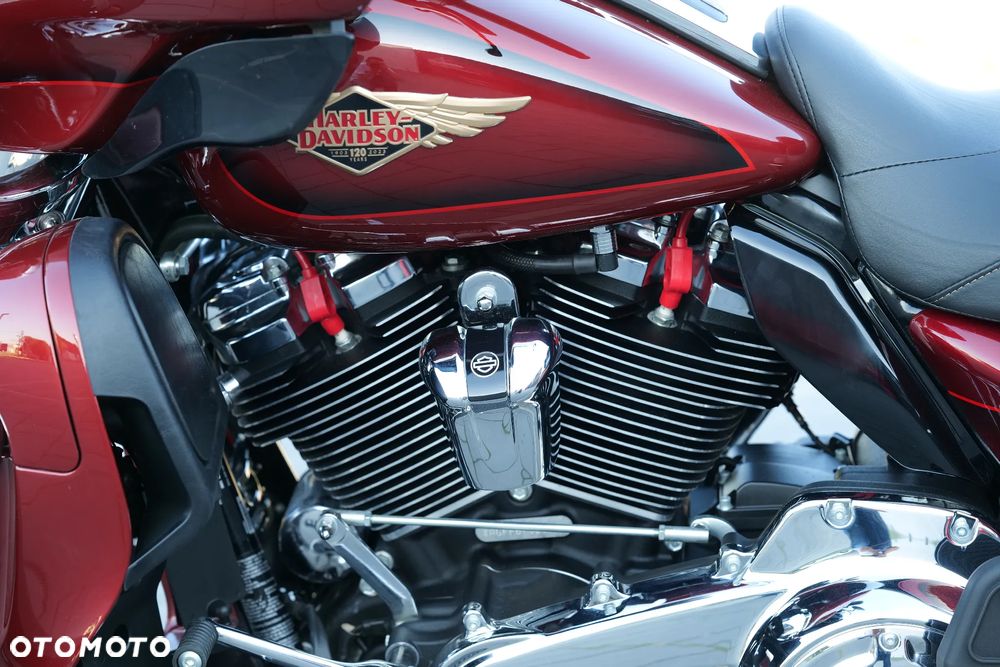 Harley-Davidson Touring Electra Glide - 23