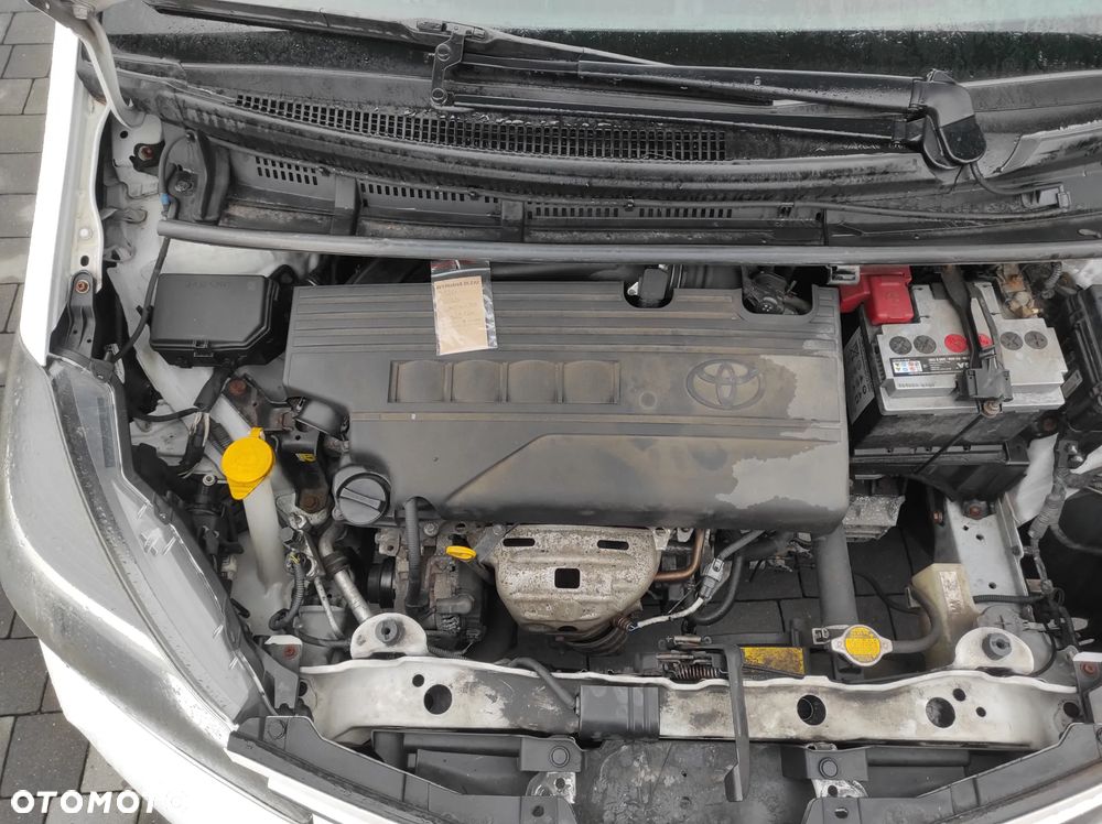 Toyota Yaris 1.33 Active EU6 - 6