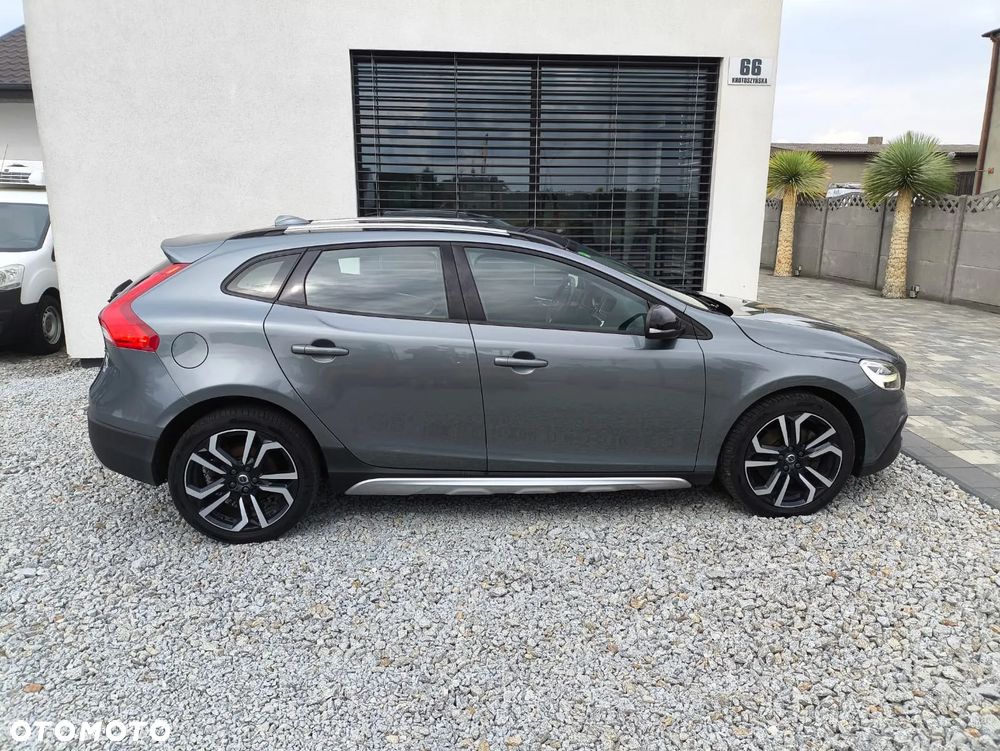 Volvo V40 D3 Momentum - 7