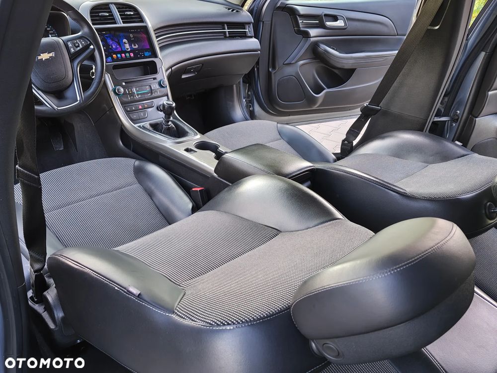 Chevrolet Malibu 2.0 MT LT+ - 23