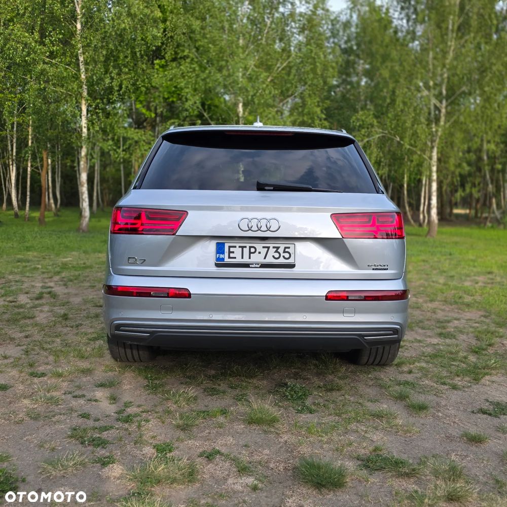 Audi Q7 - 5