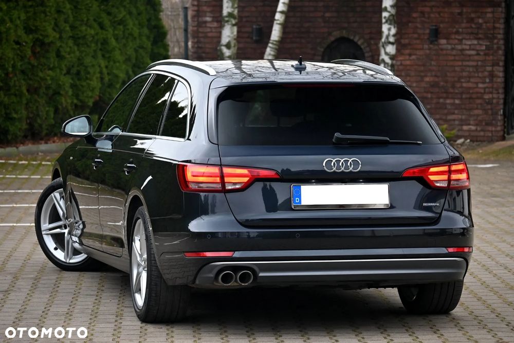 Audi A4 Avant 2.0 TDI DPF clean diesel quattro S tronic S line Sportpaket - 16