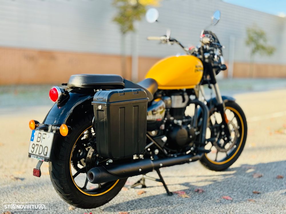 Royal Enfield Meteor 350 Fireball Yellow - 4