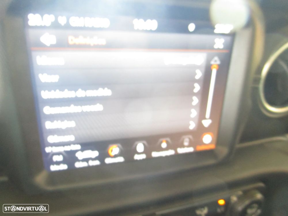 Jeep Gladiator 3.0V6 MultiJet AWD Auto Overland - 38
