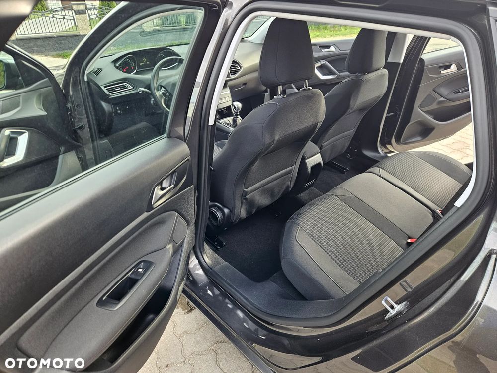 Peugeot 308 - 19