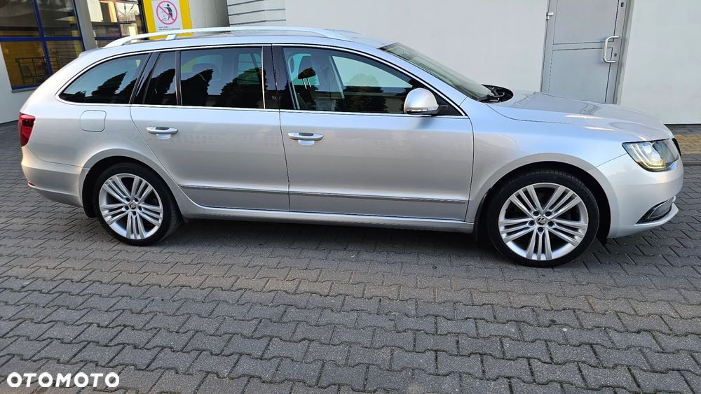 Skoda Superb 2.0 TDI Ambition Outdoor - 17