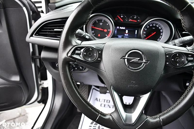 Opel Insignia 1.6 CDTI Exclusive S&S - 17