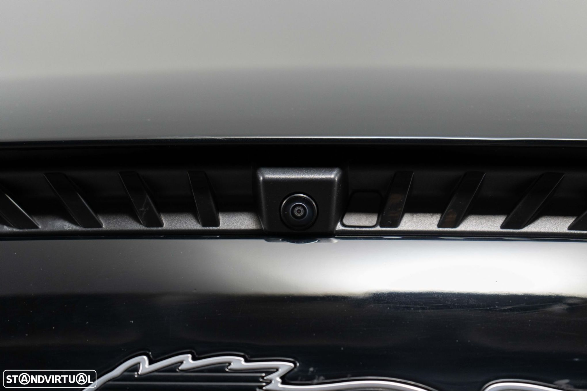 Ford Mustang Mach-E Alargada - 14