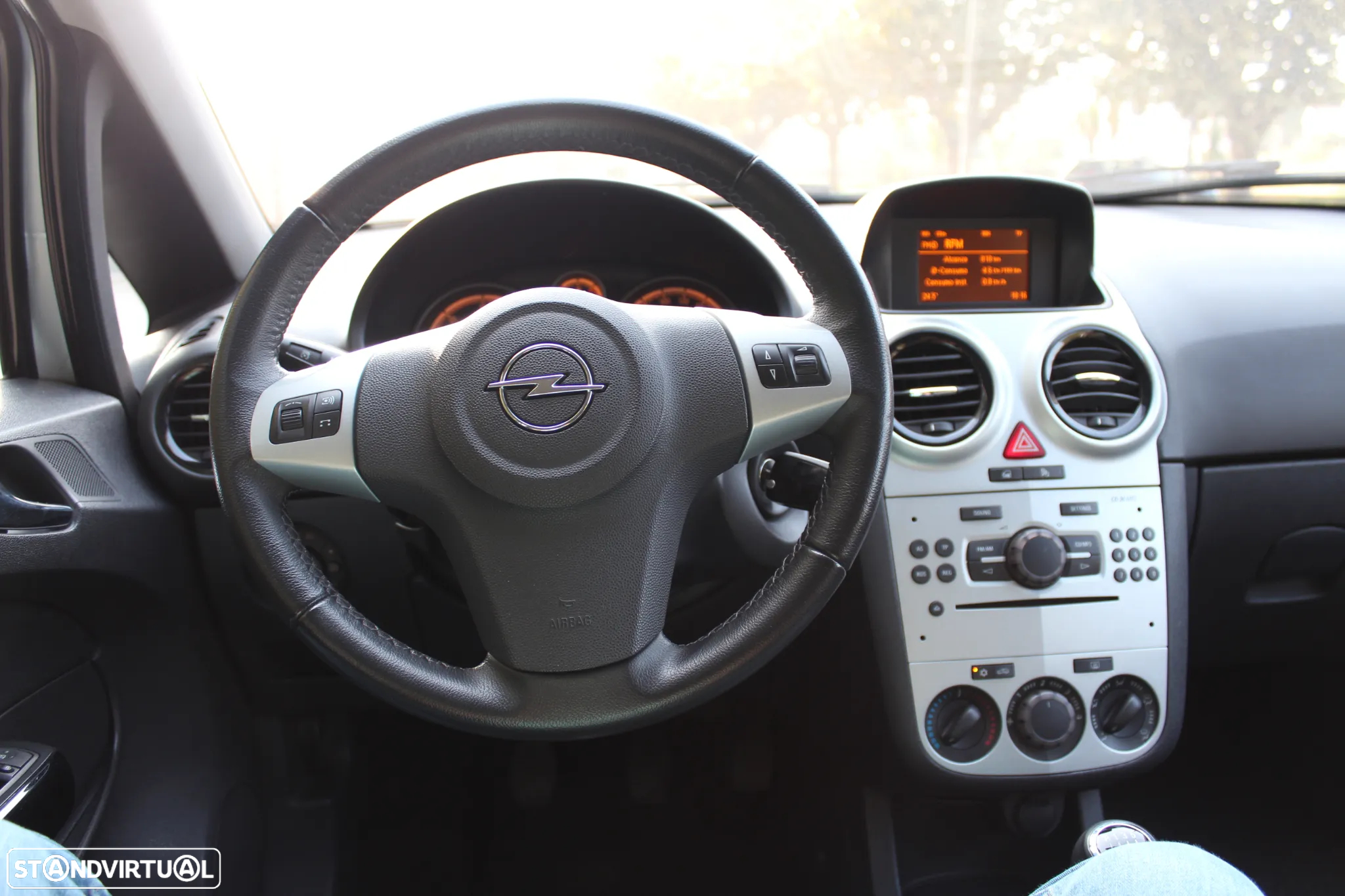 Opel Corsa 1.3 CDTi Enjoy EcoFLEX - 5