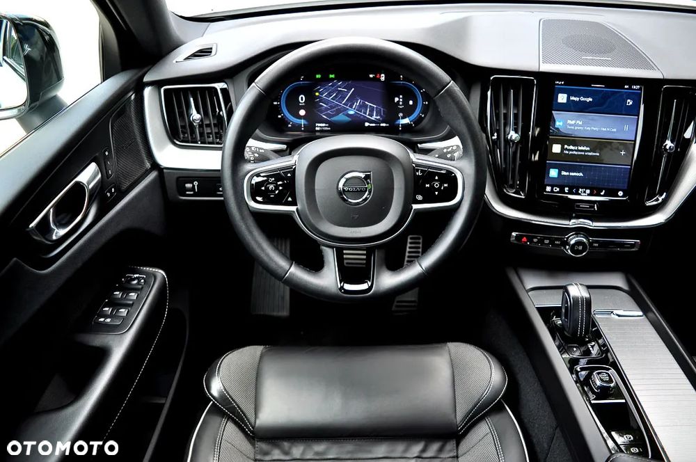 Volvo XC 60 B4 D AWD R-Design - 23