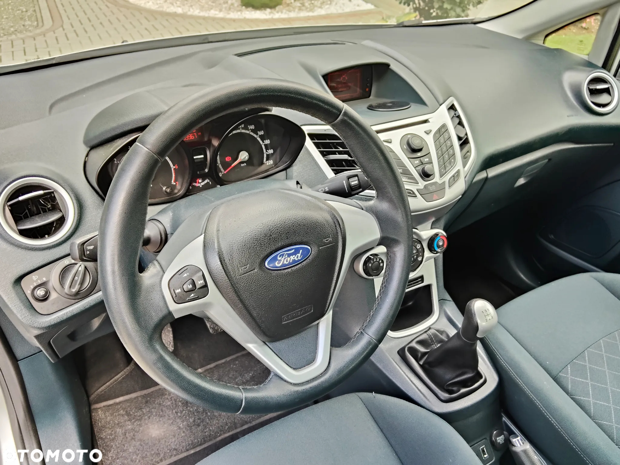 Ford Fiesta 1.25 Silver X (Ambiente) - 25