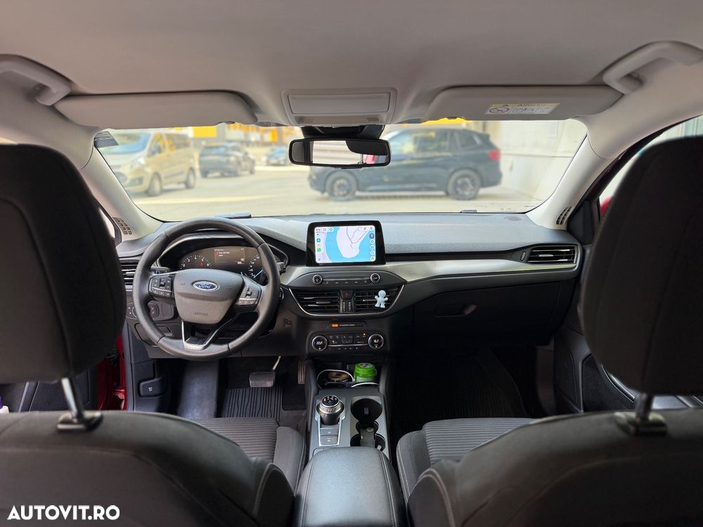 Ford Focus - 8