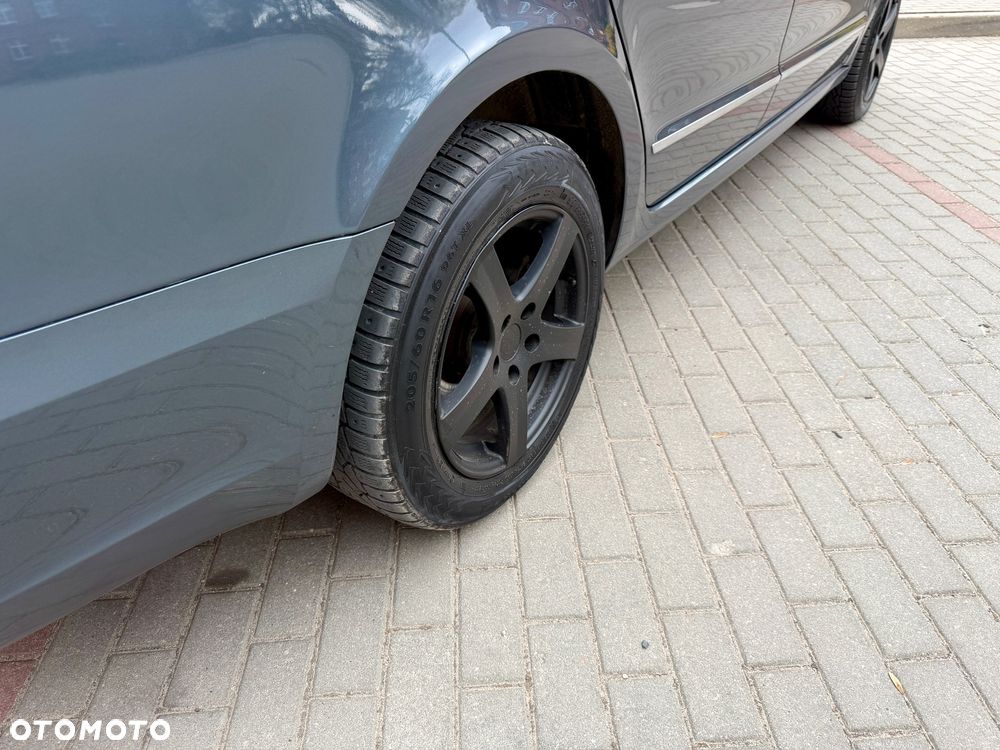 Skoda Superb 2.0 TDI 4x4 Ambition DSG - 25