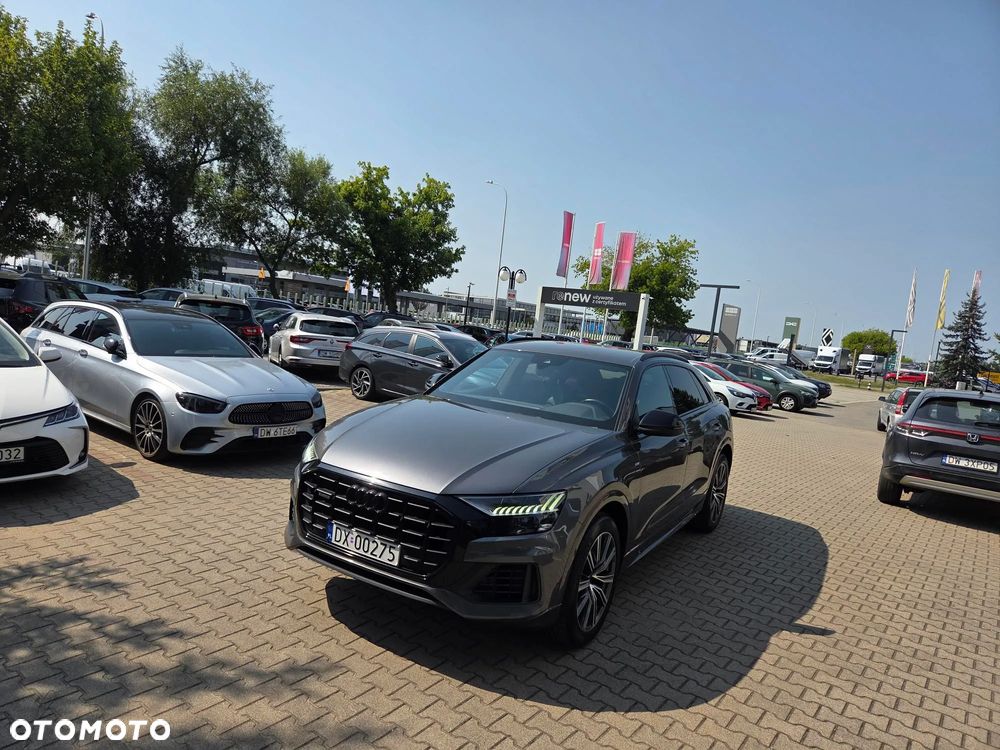 Audi Q8 - 2