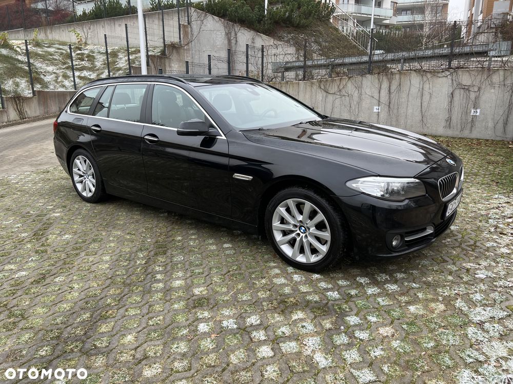 BMW Seria 5 525d xDrive Sport-Aut - 5