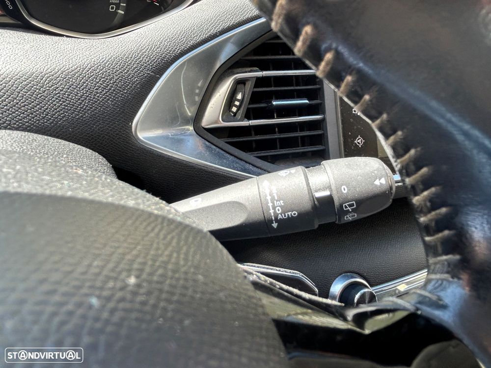 Peugeot 308 SW BlueHDi 100 Stop & Start Business-Line - 20