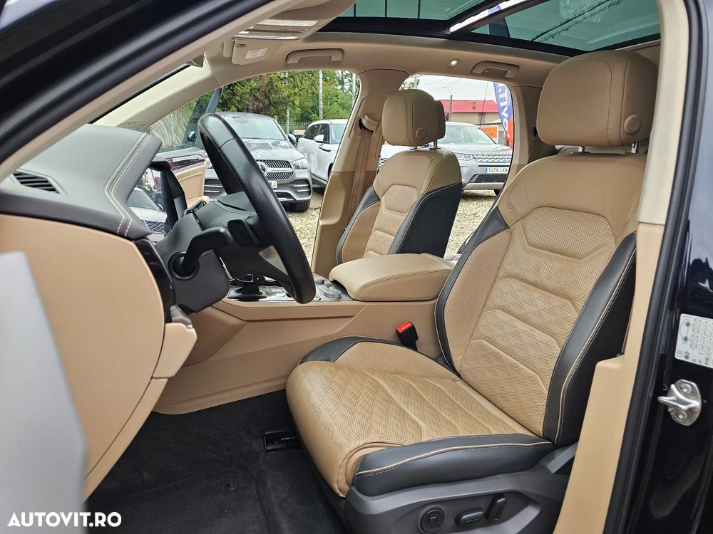 Volkswagen Touareg V6 TDI 4MOTION R-Line - 20